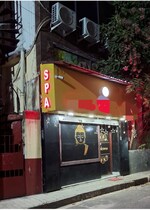 1200 Sq.Ft. Showroom in Hindustan Park