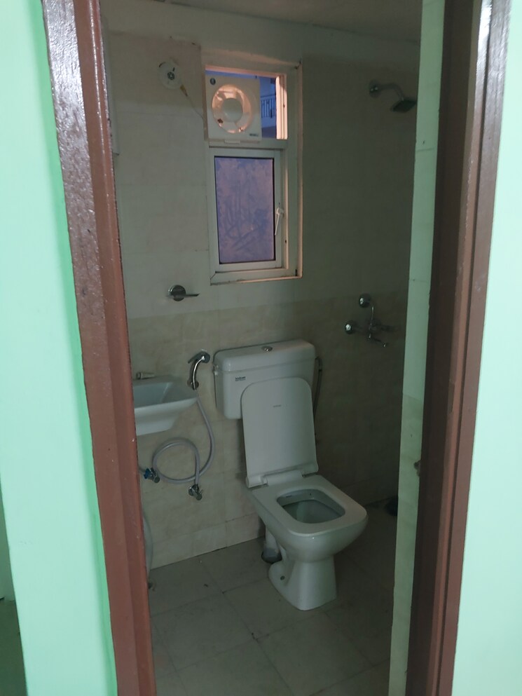 undefined, rof-amaltas 2.5 Bedroom 645 Sq.Ft. Apartment In Sector 92 Gurgaon 9102707