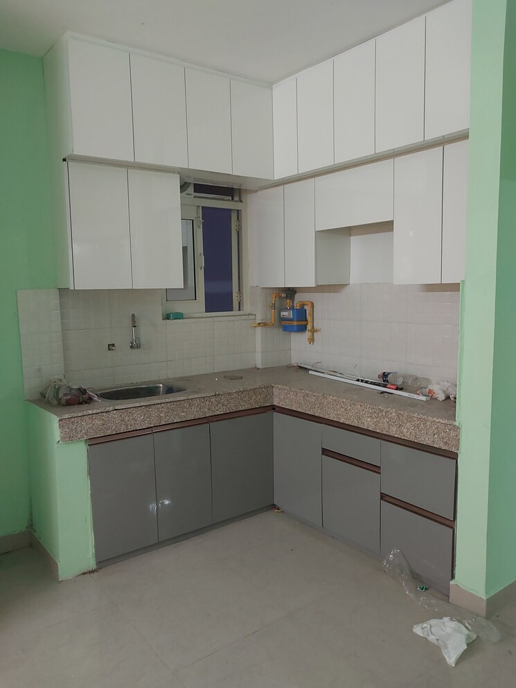 undefined, rof-amaltas 2.5 Bedroom 645 Sq.Ft. Apartment In Sector 92 Gurgaon 9102707