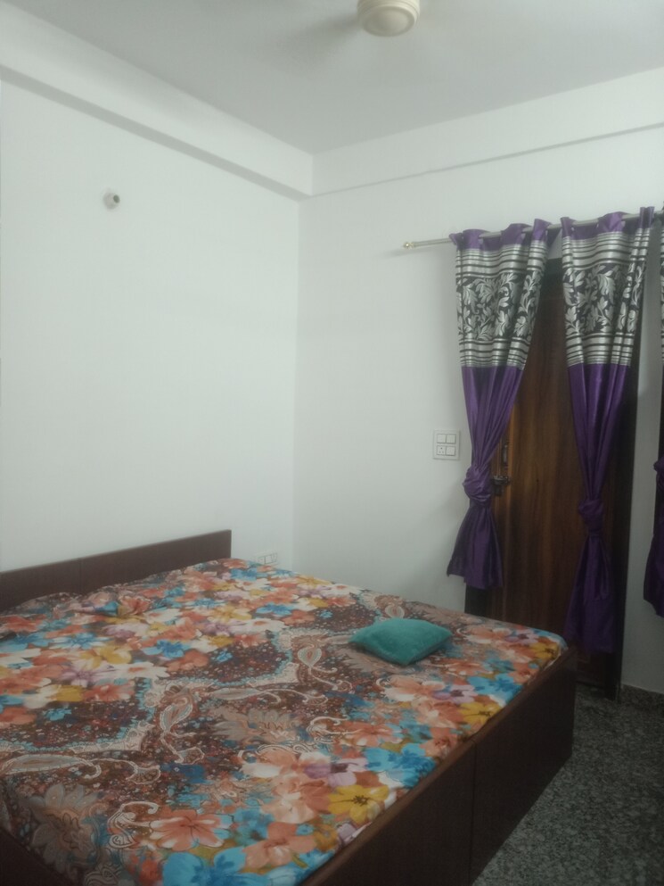 Bedroom, vasant kunj 2 Bedroom 650 Sq.Ft. Apartment In Vasant Kunj Delhi 9102718