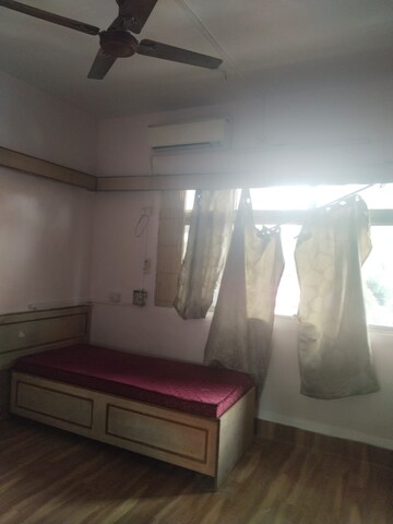 Bedroom in 2 BHK Apartment at Pushpak Nagar – for Rent