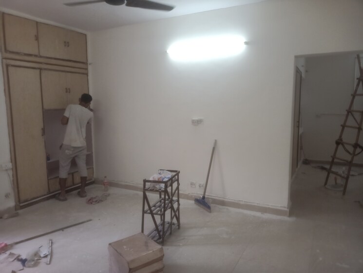 Room, vasant kunj 3 Bedroom 1250 Sq.Ft. Apartment In Vasant Kunj Delhi 9102737