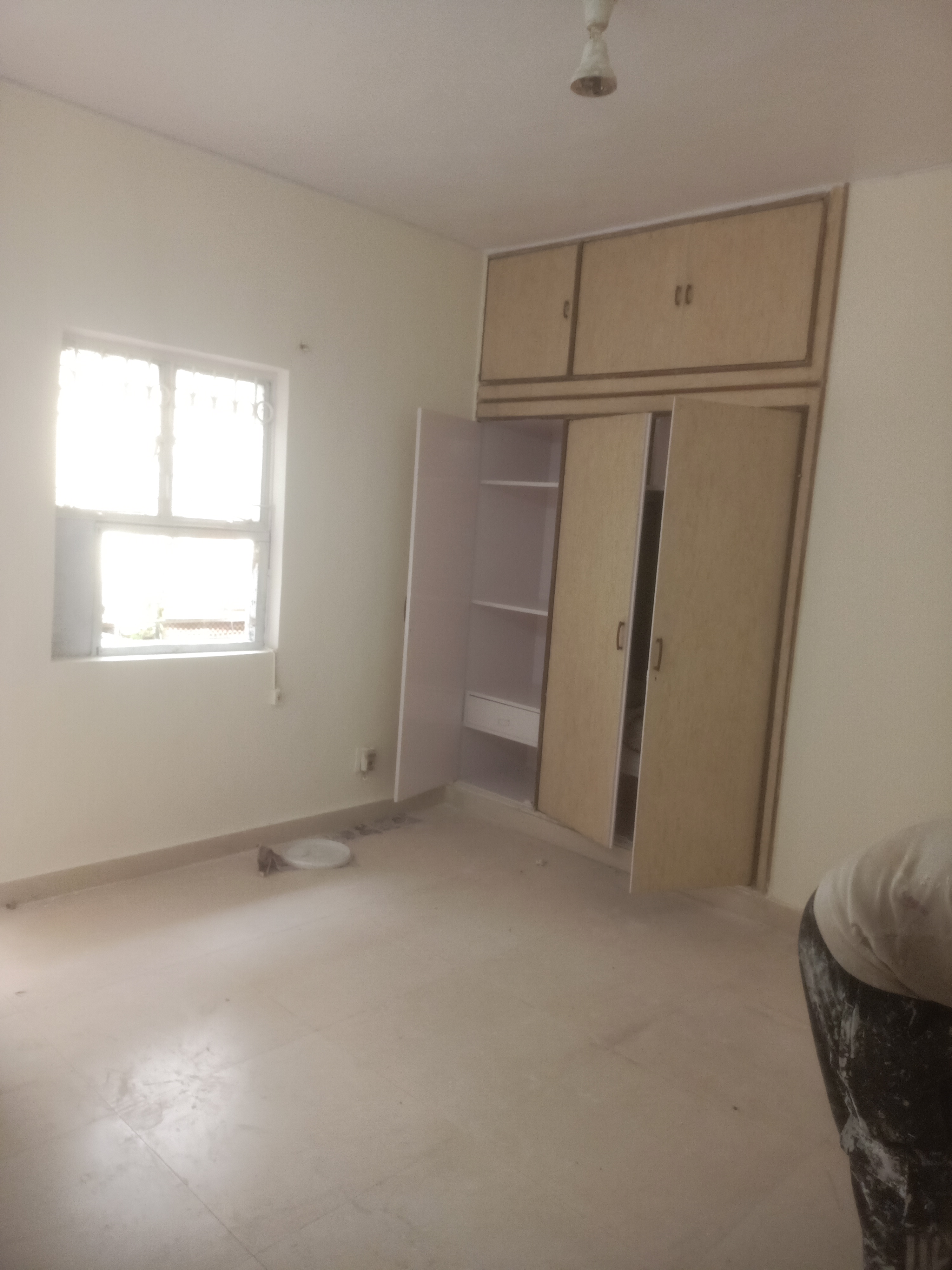 3 BHK + Pooja Room,Extra Room Apartment For Rent in Vasant Kunj