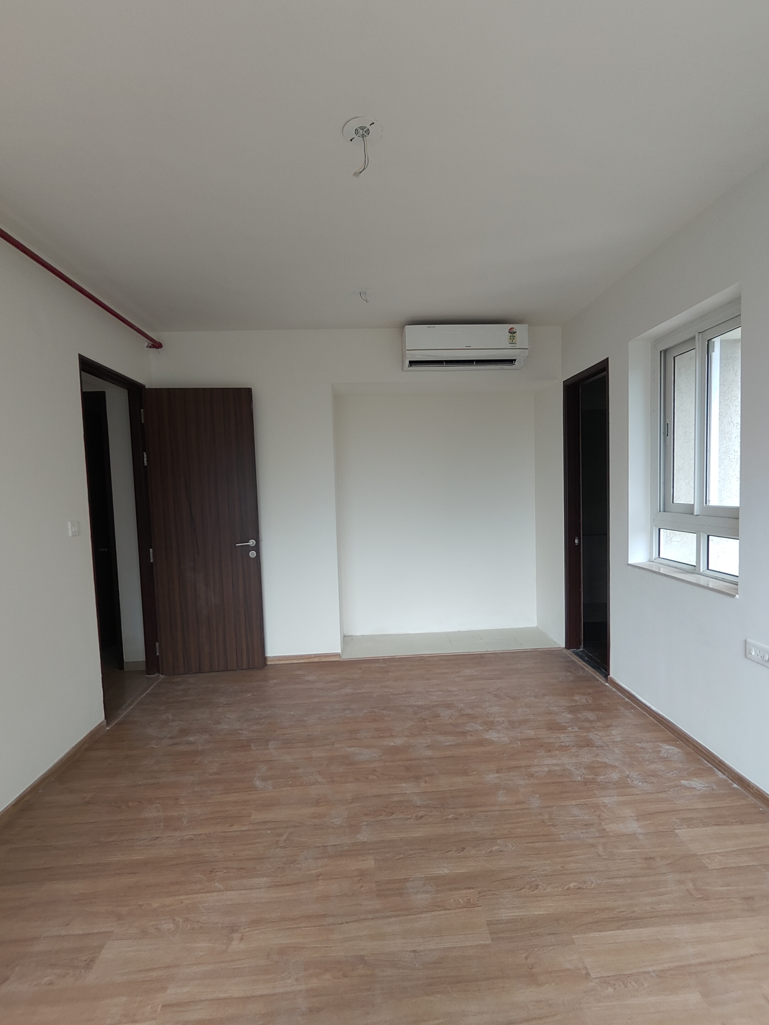2 BHK + Pooja Room,Extra Room Apartment For Rent in Indiabulls One Indiabulls