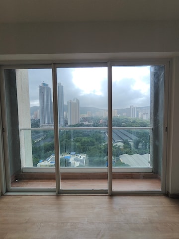 2 BHK Apartment For Rent in Indiabulls One Indiabulls, Pokhran Road No Two