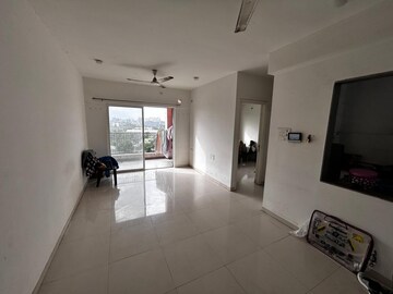 Room in 2 BHK Apartment at Godrej 24, Hinjewadi – for Rent