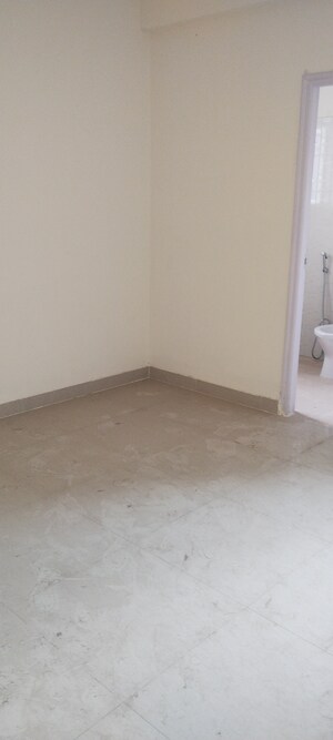 Furnished Amenities in 2 BHK Apartment at Signature Global Prime, Sector 63a – for Sale