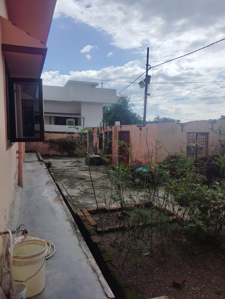 Exterior View, garhi cantt 4 Bedroom 3600 Sq.Ft. Independent House In Garhi Cantt Dehradun 9102842