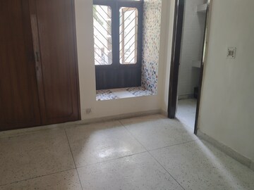 Room in 3 BHK Apartment at Sector 21c – for Rent