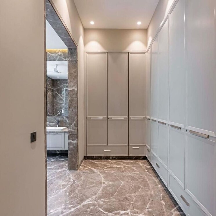 undefined, defence colony 4 Bedroom 5400 Sq.Ft. Apartment In Defence Colony Delhi 9102855