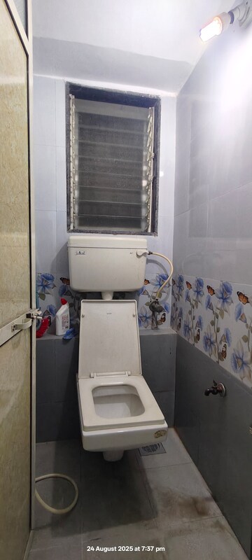 Team Area in 1 BHK Apartment at Rachna CHS, Bhandup East – for Rent