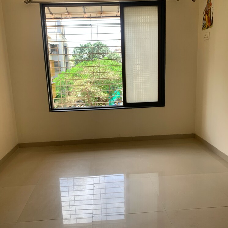 Room, krishna-classic 2 Bedroom 600 Sq.Ft. Apartment In Babhai Naka Mumbai 9102897