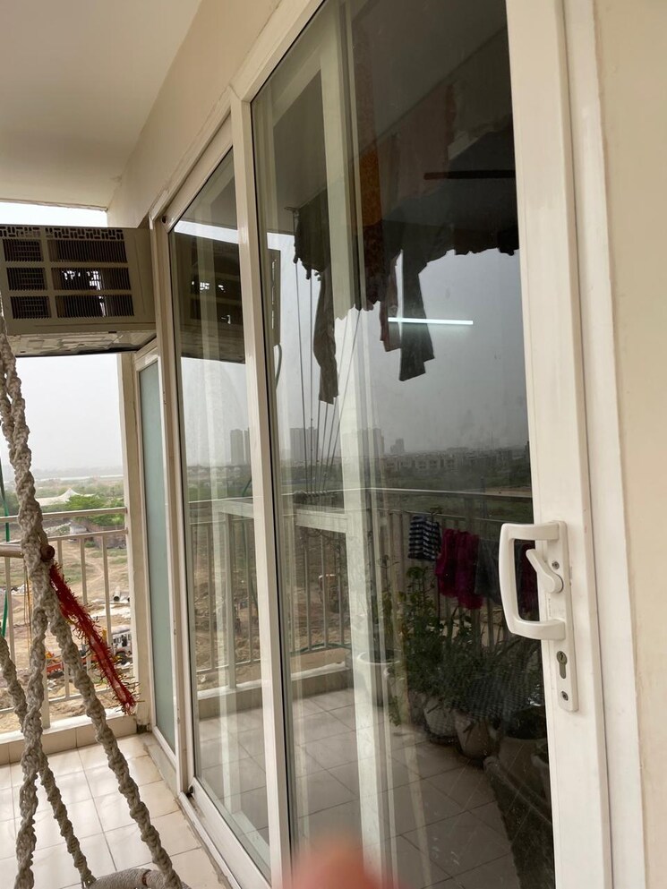 Balcony, suncity-avenue-102 2 Bedroom 632 Sq.Ft. Apartment In Sector 102 Gurgaon 9102906