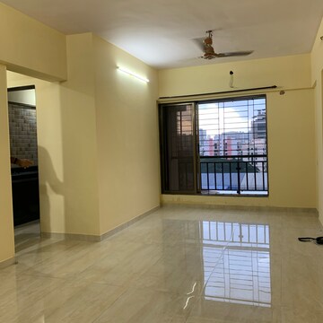 Room in 2 BHK Apartment at VAS Pushp Vinod 15, Vivekanand Nagar – for Rent
