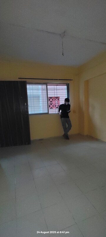 Room in 1 RK Apartment at Bhandup East – for Rent