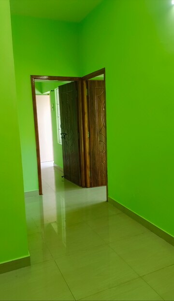 Living Room in 2 BHK Apartment at Thiruvanikoil – for Rent