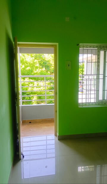 Room in 2 BHK Apartment at Thiruvanikoil – for Rent