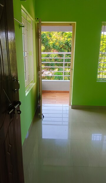 Room in 2 BHK Apartment at Thiruvanikoil – for Rent