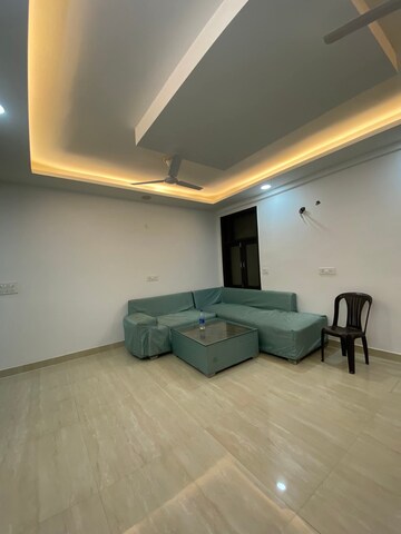 1 BHK Builder Floor For Rent in Saket