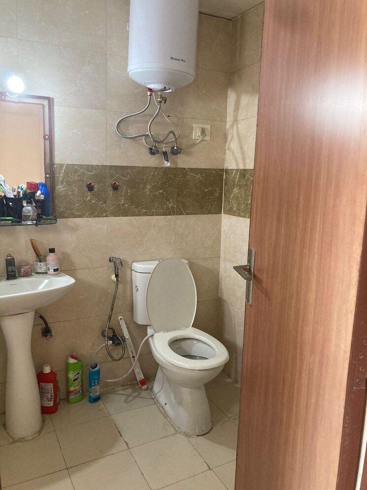 Bathroom, supertech-ecociti 2 Bedroom 1082 Sq.Ft. Apartment In Sector 137 Noida 9102966