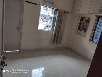 Room in 2 BHK Apartment at Vastushree Adrina, Mundhwa – for Sale