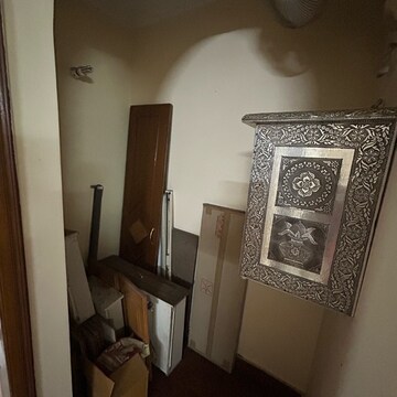 Living Room in 2 BHK Builder Floor at Lajpat Nagar ii – for Rent