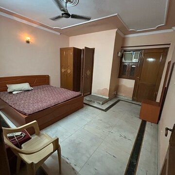 Bedroom in 2 BHK Builder Floor at Lajpat Nagar ii – for Rent