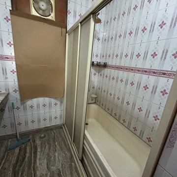 Balcony in 2 BHK Builder Floor at Lajpat Nagar ii – for Rent