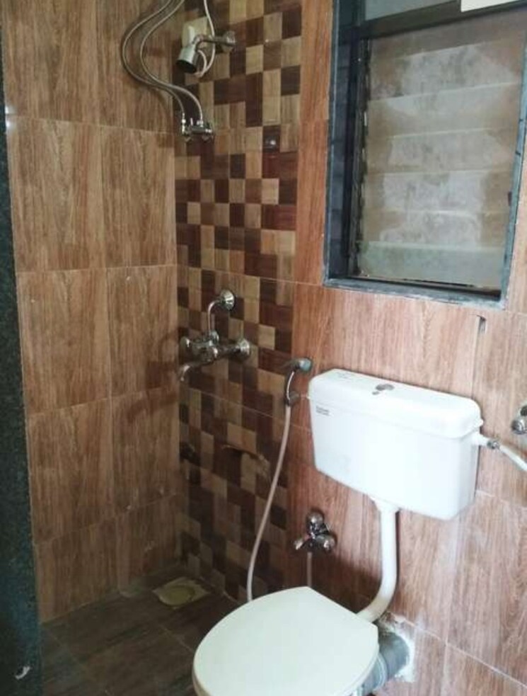 Bathroom, hubtown-greenwoods 2 Bedroom 900 Sq.Ft. Apartment In Vartak Nagar Thane 9103030