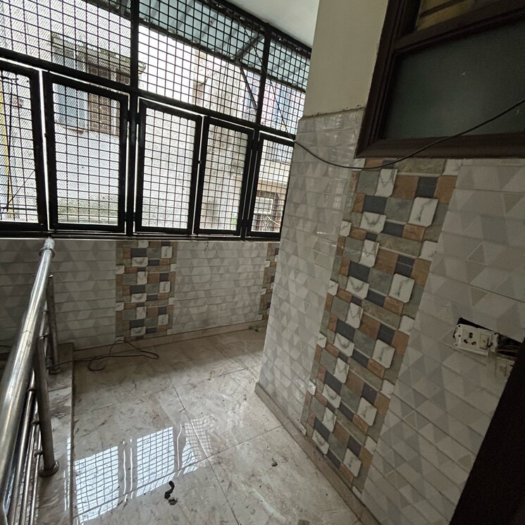 Balcony, lajpat nagar i 2 Bedroom 900 Sq.Ft. Builder Floor In Lajpat Nagar I Delhi 9103036