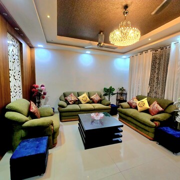 Living Room in 3.5 BHK Apartment at Eldeco Elegance, Gomti Nagar – for Rent