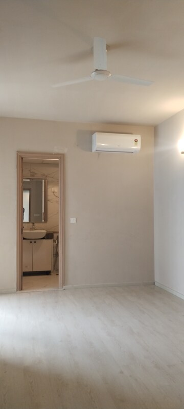 Room in 2 BHK Apartment at M3M Heights, Sector 65 – for Rent