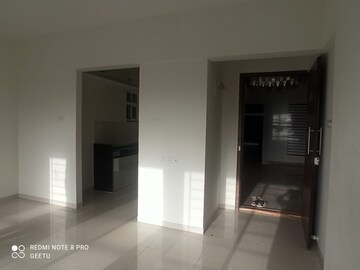 Room in 2 BHK Apartment at Saheel Itrend Waterfront, Ravet – for Rent