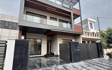 6 BHK Independent House For Sale in Lohgarh
