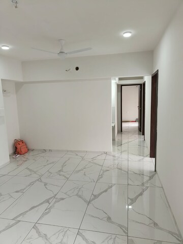 Room in 3 BHK Apartment at Rahul Downtown, Punawale – for Rent