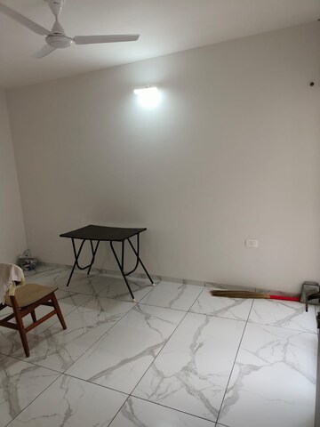 Room in 3 BHK Apartment at Rahul Downtown, Punawale – for Rent