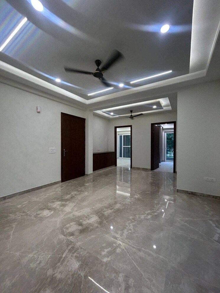 Room, harit-vihar-rwa 3 Bedroom 1200 Sq.Ft. Builder Floor In Burari Delhi 9103064