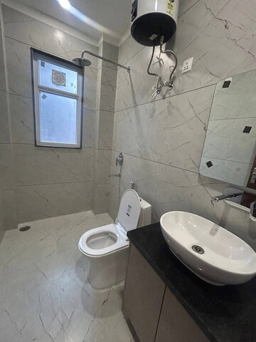 Bathroom in 3 BHK Builder Floor at Harit Vihar RWA, Burari – for Sale