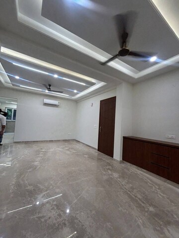 Room in 3 BHK Builder Floor at Harit Vihar RWA, Burari – for Sale
