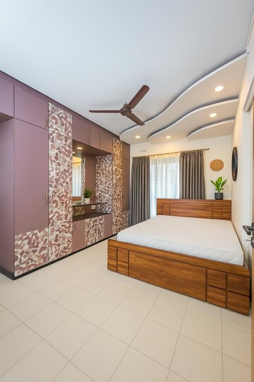 Bedroom in 2 BHK Apartment at Karia Konark Campus, Viman Nagar – for Sale