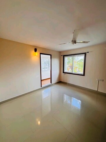 Room in 3 BHK Builder Floor at Indiranagar – for Rent