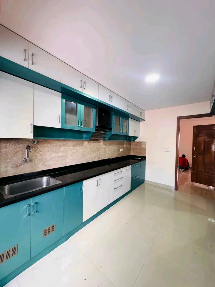 Kitchen, indiranagar 3 Bedroom 1800 Sq.Ft. Builder Floor In Indiranagar Bangalore 9103121
