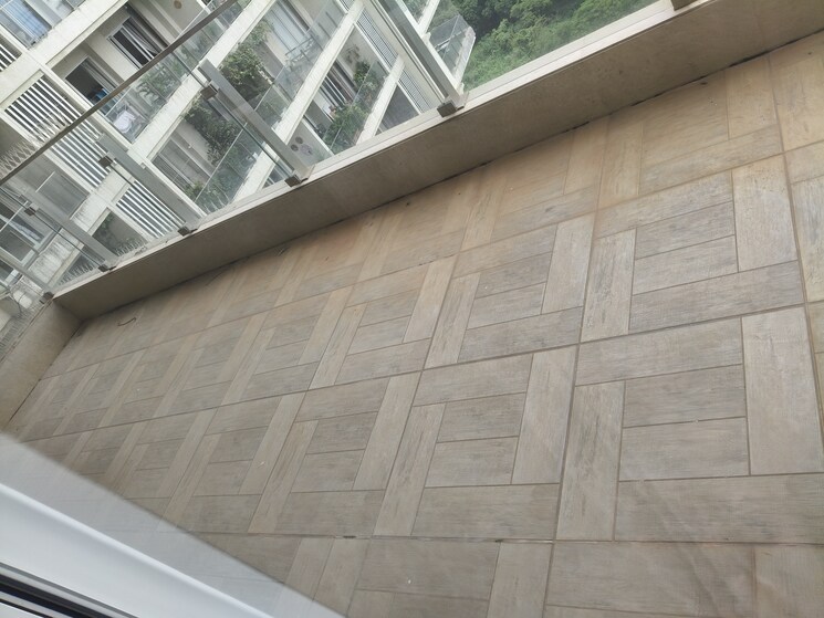 Balcony, lnt-crescent-bay-t6 4 Bedroom 1731 Sq.Ft. Apartment In Parel Mumbai 9103134