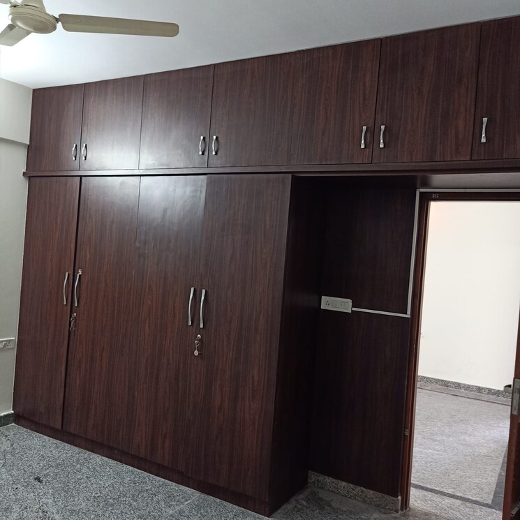 undefined, rt nagar 5 Bedroom 3500 Sq.Ft. Independent House In Rt Nagar Bangalore 9103137