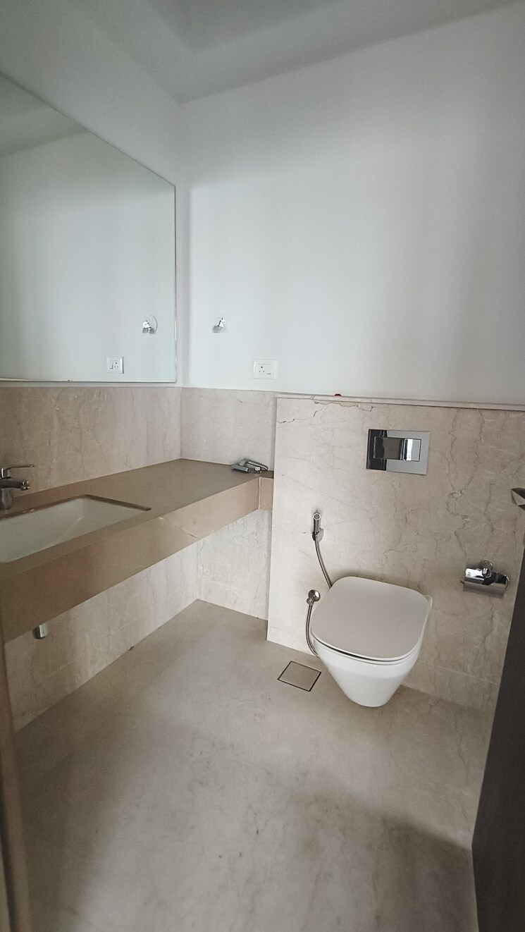 Attached Bathroom, piramal-aranya-avyan 3 Bedroom 1378 Sq.Ft. Apartment In Byculla Mumbai 9103146