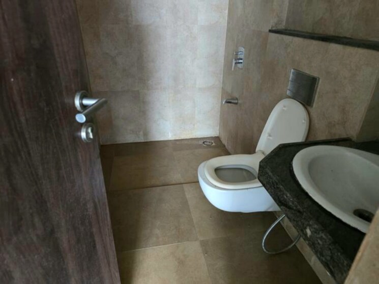 Bathroom, runwal-anthurium 4 Bedroom 1590 Sq.Ft. Apartment In Mulund West Mumbai 9103154