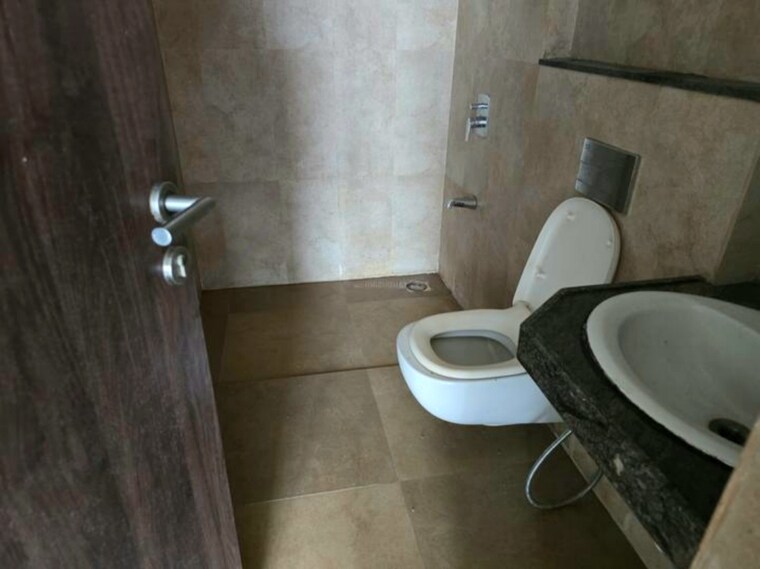 Bathroom, runwal-anthurium 4 Bedroom 1590 Sq.Ft. Apartment In Mulund West Mumbai 9103154