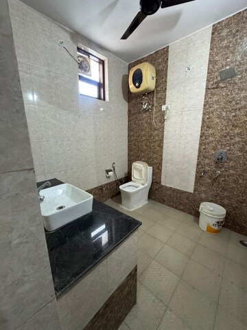 Bathroom in 2 BHK Builder Floor at Sector 46 – for Rent