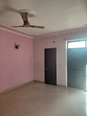 Room in 2.5 BHK Apartment at Crossing Republik, Crossing Republic – for Sale