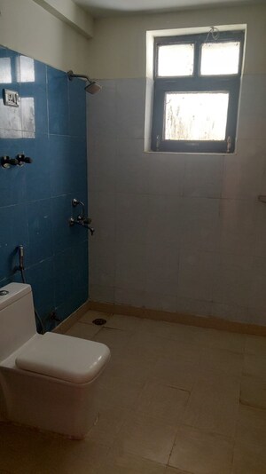 Bathroom in 2.5 BHK Apartment at Crossing Republik, Crossing Republic – for Sale